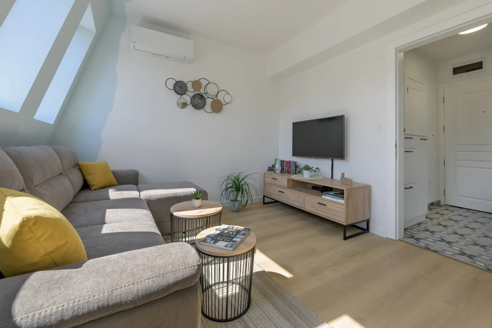 Cozy apartment in a prime location in the heart of Varna